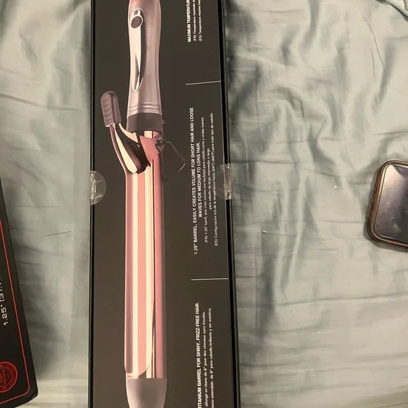 XL Titanium Curling Iron - Silver and Black